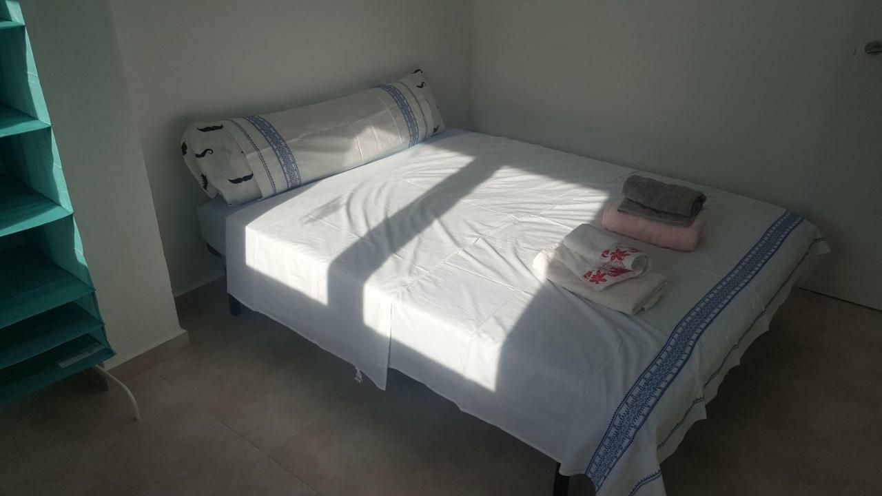 Oyo Guest House Ruzafa Valencia Eksteriør billede
